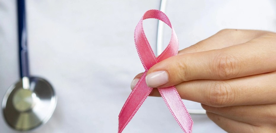 Paciente em avaliação de massa muscular com bioimpedância antes da quimioterapia.