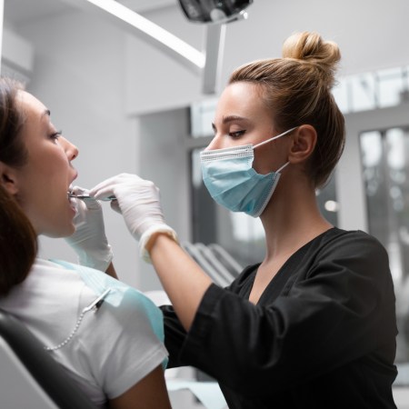 Prevenção e saúde bucal: visitas periódicas salvam vidas